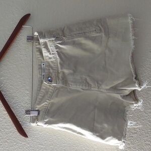 USED ZARA SIZE 4 DISTRESSED SHORTS POCKETS ON BACK AND SIDES